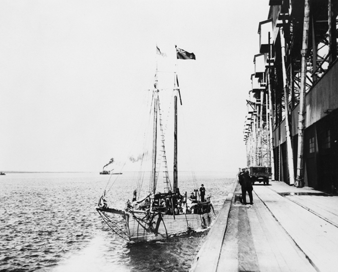 Schooner Le Pie XI at Churchill loading supplies for Chesterfield Inlet c 1936. Photograph Courtesy of the Glenbow Archives na-2724-3